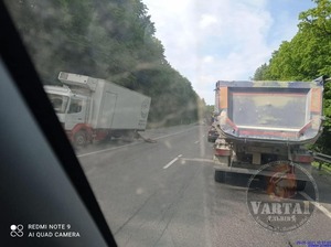 Біля Львова сталася аварія (фото, відео)