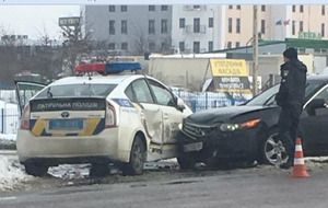 У Львові авто поліції потрапило у ДТП (фото)