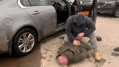 На Київщині правоохоронці затримали поляка за продаж дронів, які призначалися для ЗСУ
