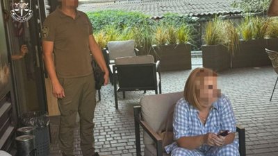 Посадовицю митниці викрили на одержанні хабаря на понад 270 тисяч гривень