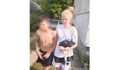 Поліція розшукала 14-річну дівчину з Ужгорода, яка втекла від батьків у село до свого 15-річного хлопця