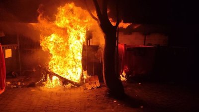 У Львові згорів контейнерний майданчик