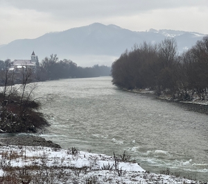 На українсько-румунському кордоні знайшли тіло людини