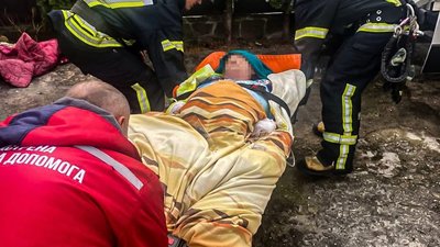 На Львівщині через вибух газу у літній кухні постраждала 80-річна жінка