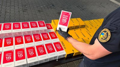 На Львівщині прикордонники виявили смартфони й ноутбуки на 1,2 млн грн