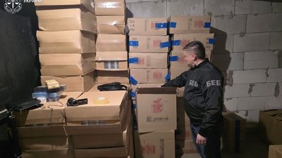 На Львівщині вилучили нелегальні сигарети та алкоголь на 13 мільйонів гривень