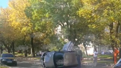 У Львові перекинулось авто