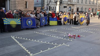 У Львові вшанували пам’ять жертв російського авіаудару по Маріупольському драмтеатру