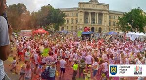 У Львові відбувся кольоровий пробіг New Balance Lviv Color Run 2019