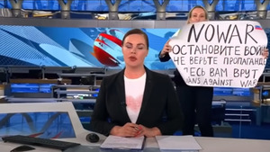 Німецька газета працевлаштувала скандальну росіянку Марину Овсяннікову