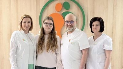 У Львові медики виявили у 15-річної дівчини патологію через сильний біль під час менструацій