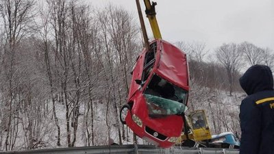 У страшній ДТП на трасі Мукачево-Львів загинула жінка (ФОТО)