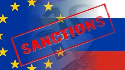 ЄС ввів санкції проти понад 40 суден «тіньового флоту» Росії