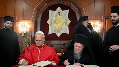 Папа Римський та Патріарх Константинопольський обговорюють ідею спільного святкування Великодня