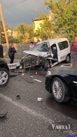 Автотроща у Львові: відбулася ДТП з участю трьох авто (ФОТО/ВІДЕО)