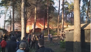 Пожежа у Новояворівську: горять будівлі (ВІДЕО)