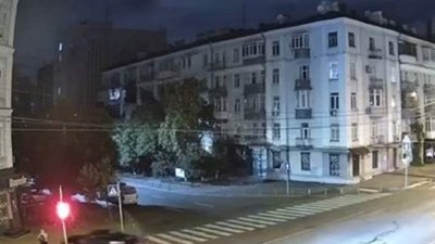 У Києві працівник прокуратури збив жінку (ВІДЕО)