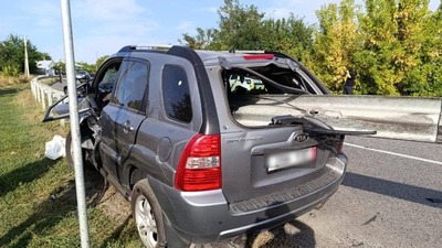 Відбійник наскрізь пронизав авто: на Черкащині трапилася смертельна автокатастрофа (ФОТО)