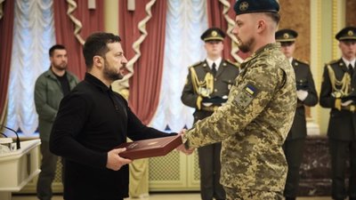 Звання "Герой України" надали прикордонникові Ростиславу Кондричу, який проходить реабілітацію у Львові