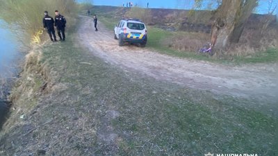 На Рівненщині загинула 3-річна дитина, пошуки 4-річної тривають