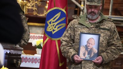 У Гарнізонному храмі свв. апп. Петра і Павла попрощалися з військовослужбовцем Назаром Кутом