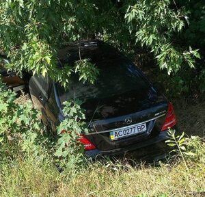 Автомобіль Димінського перевірять біологи та автотехніки - ЗМІ