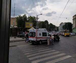 У поліції повідомили подробиці різанини навпроти "Добробуту" (фото)