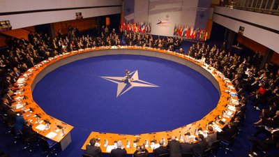 У НАТО розповіли про вплив українських ударів по території Росії