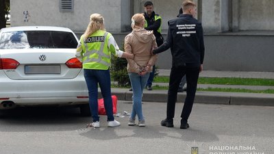 Українка намагалася продати немовля за 30 тисяч доларів