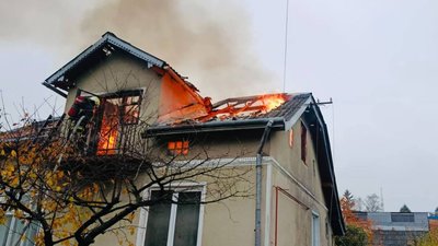 Пожежа на Львівщині ледь не знищила два житлові будинки