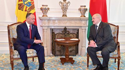 Проросійський лідер Молдови у Мінську обіцяє Лукашенку "новий рівень" відносин