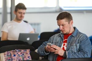 Старі "iPhone" позбудуться доступу до всесвітньої павутинки, — повідомляє компанія "Apple"