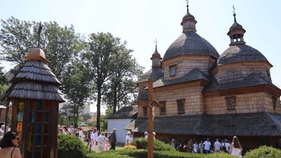 На Львівщині після шестирічної реставрації відкрили дерев’яну церкву-пам’ятку ЮНЕСКО
