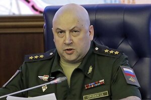 кремль продовжує тримати під вартою Суровікіна та 13 високопоставлених військових — ЗМІ