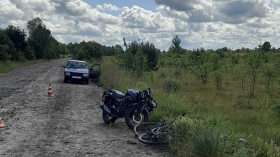 На Львівщині 14-річна мотоциклістка збила велосипедиста