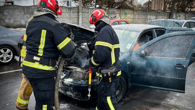 У Львові на ходу загорівся Volkswagen