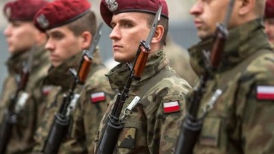 У Польщі вкотре уточнили, чи відправлять свої війська в Україну