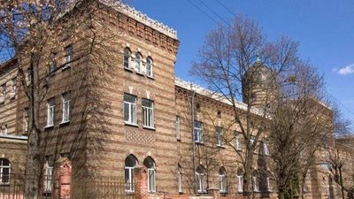 У Львові народився хлопчик вагою 5 кілограмів