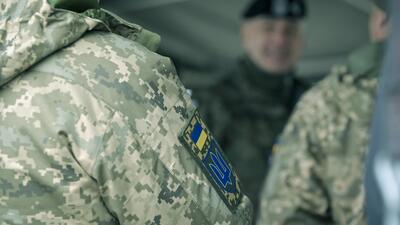 Українські чоловіки втікають з військових навчань у Європі, - FT