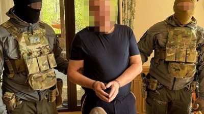 Викрито двох посадовців оборонного заводу, які поставили на фронт понад 120 тис. бракованих снарядів