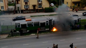 Курсантів Академії сухопутних військ, які рятували людей з палаючого трамваю у Львові, нагородять відзнаками (відео)