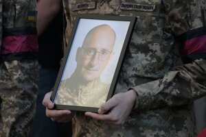 Львів попрощався із журналістом Андрієм Кришталем, який захищав Україну від російських окупантів (ФОТО/ВІДЕО)