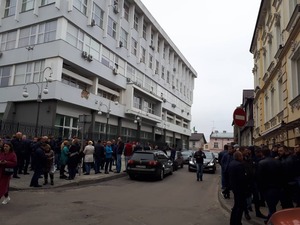 Львівські власники кіосків протестують проти заборони продажу алкоголю (ФОТО, ВІДЕО)