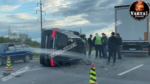 Момент ДТП: на об’їзній дорозі Львова сталася потрійна аварія (відео, фото)