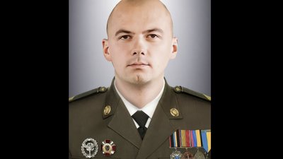 У понеділок Львів попрощається із захисником Артемом Бабінським