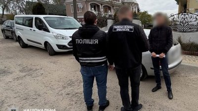 На залізничному вокзалі Львова викрили корупційну схему (ФОТО)