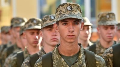 Радник Трампа заявив, що Україна має знизити мобілізаційний вік