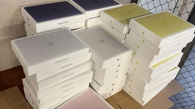 На кордоні з Польщею виявили контрабандну партію MacBook