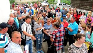 Самбір заборонив Львову завозити сміття на місцеве сміттєзвалище (фото)