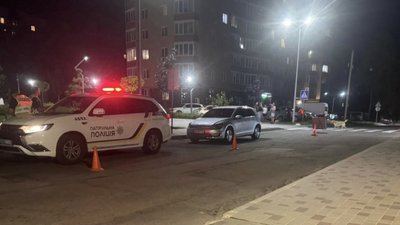 У Житомирі пʼяний водій збив двох дітей і втік з місця ДТП